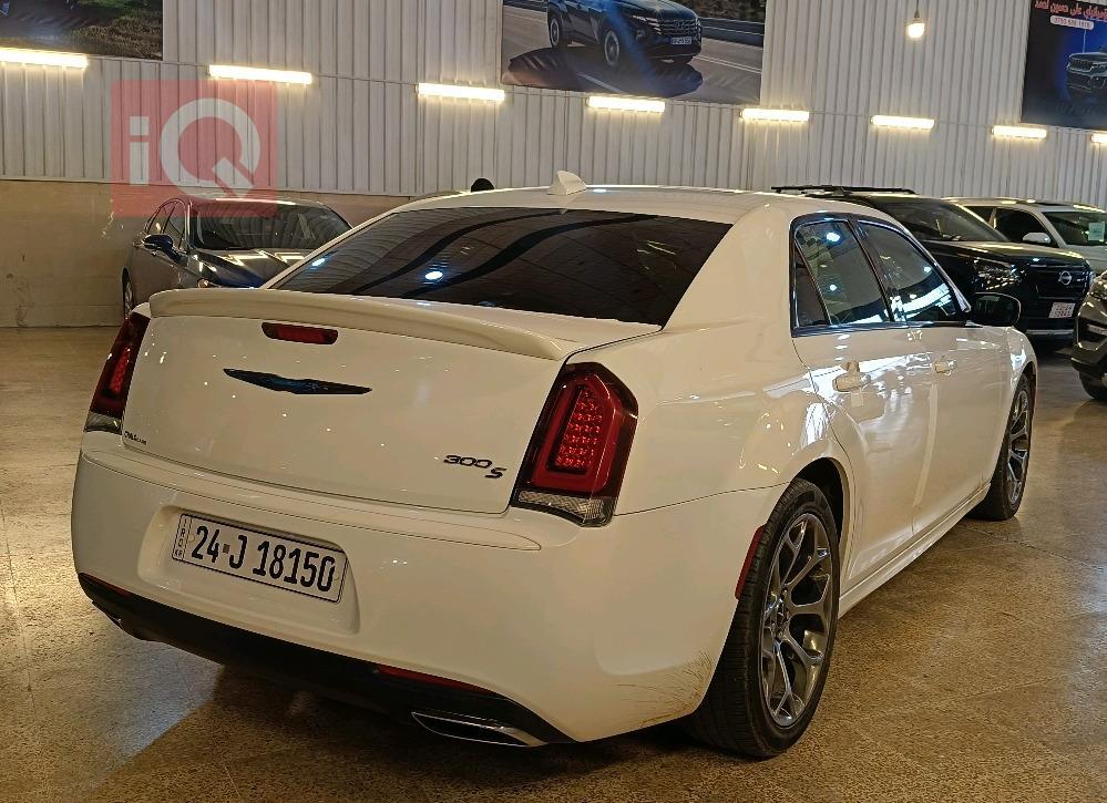 Chrysler 300